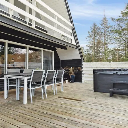 Holiday home Jace - 900m From The Sea In Ne Jutland By Interhome *